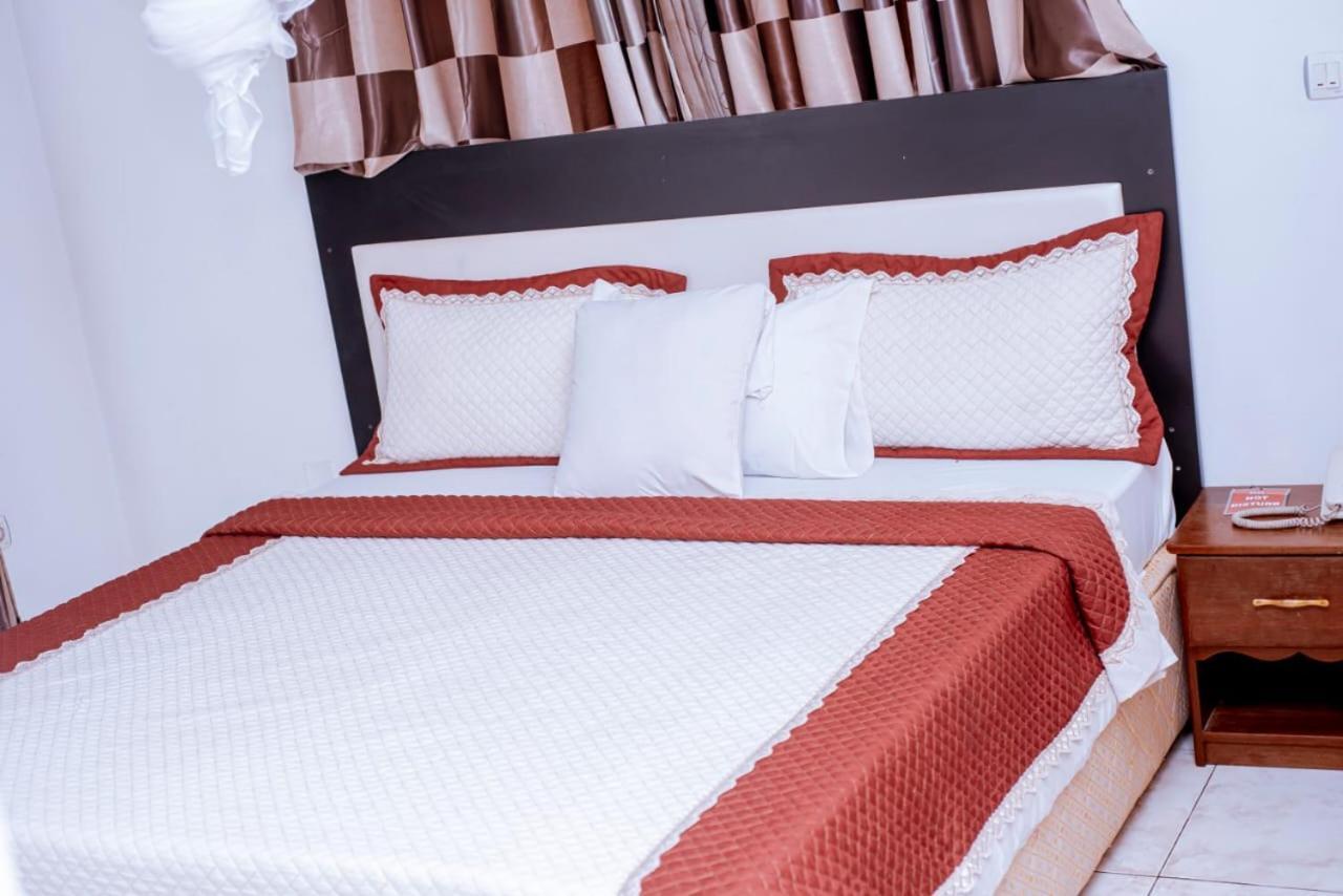 Silver Resident Hotel Near Convention Center 키갈리 외부 사진